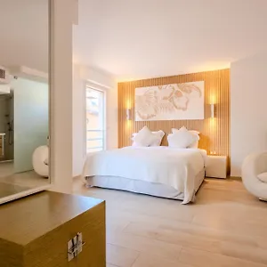 Hotel Traverse Des Artistes, Cannes