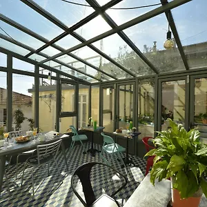Bed & Breakfast Du Roc Fleuri, Cannes