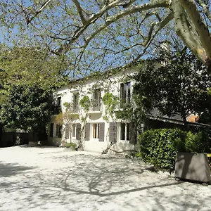 ** Hotel De L'ile France