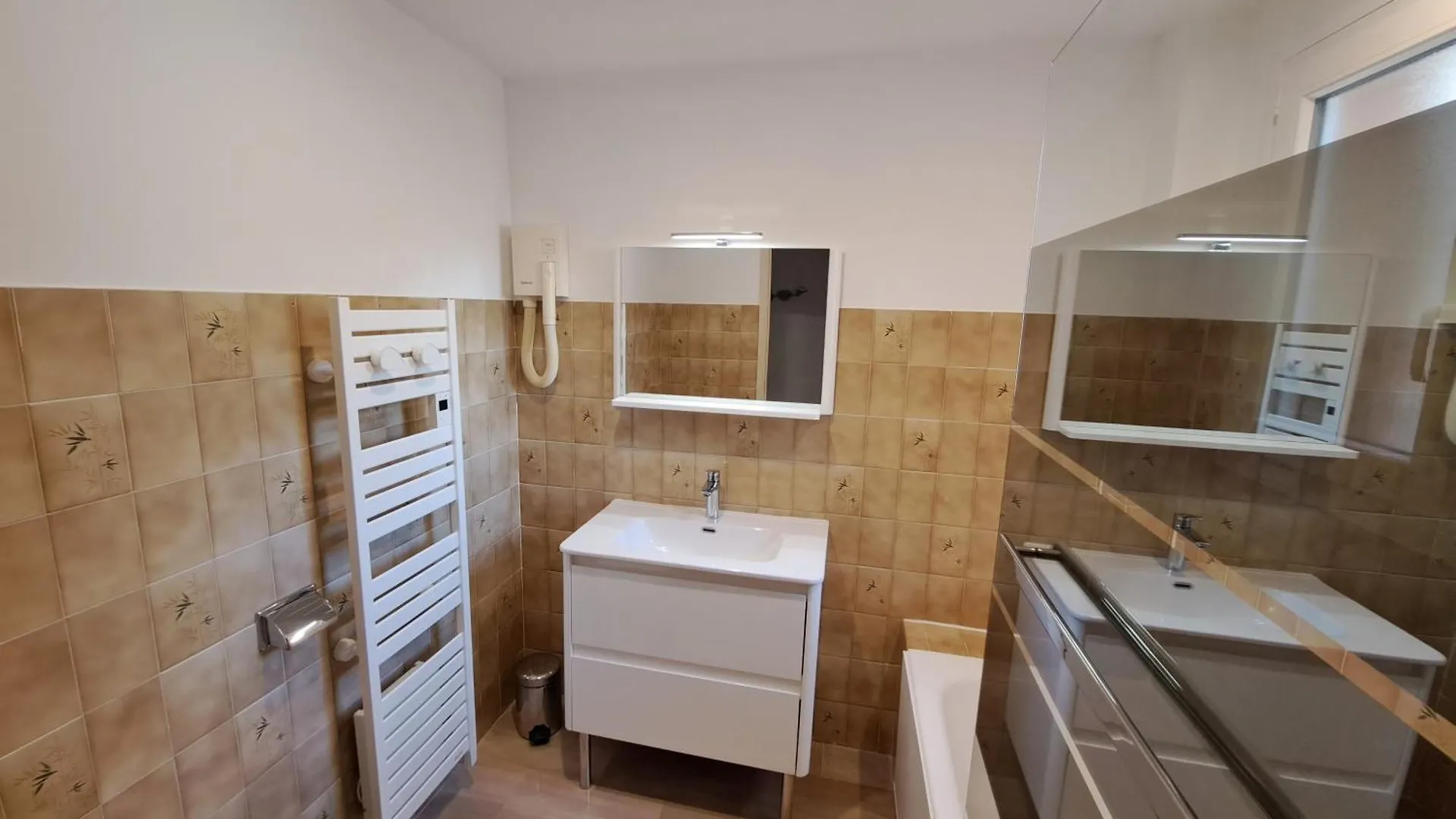Residence Veles Plage Cannes 3*,  Francia