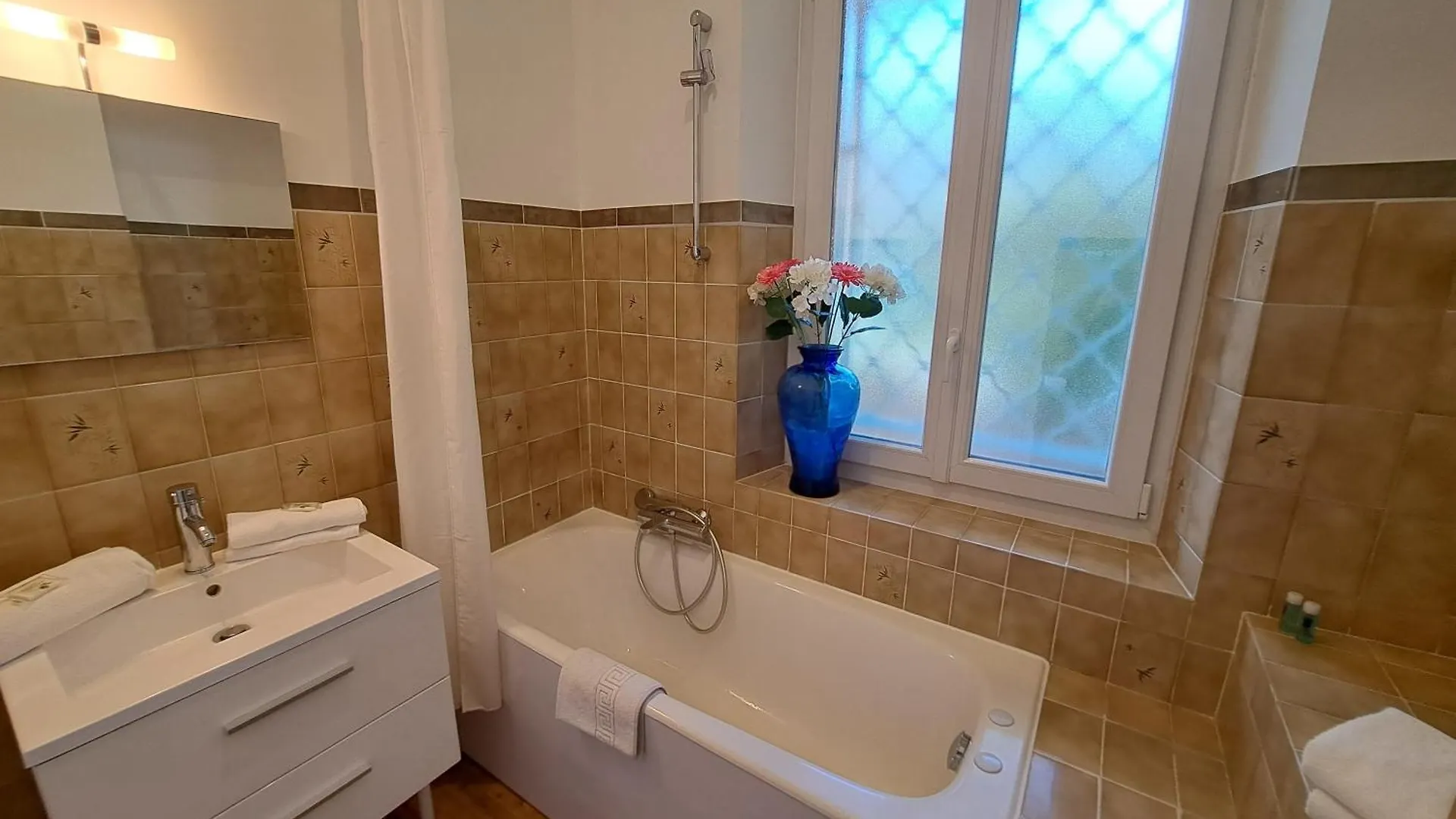 Residence Veles Plage Cannes Aparthotel